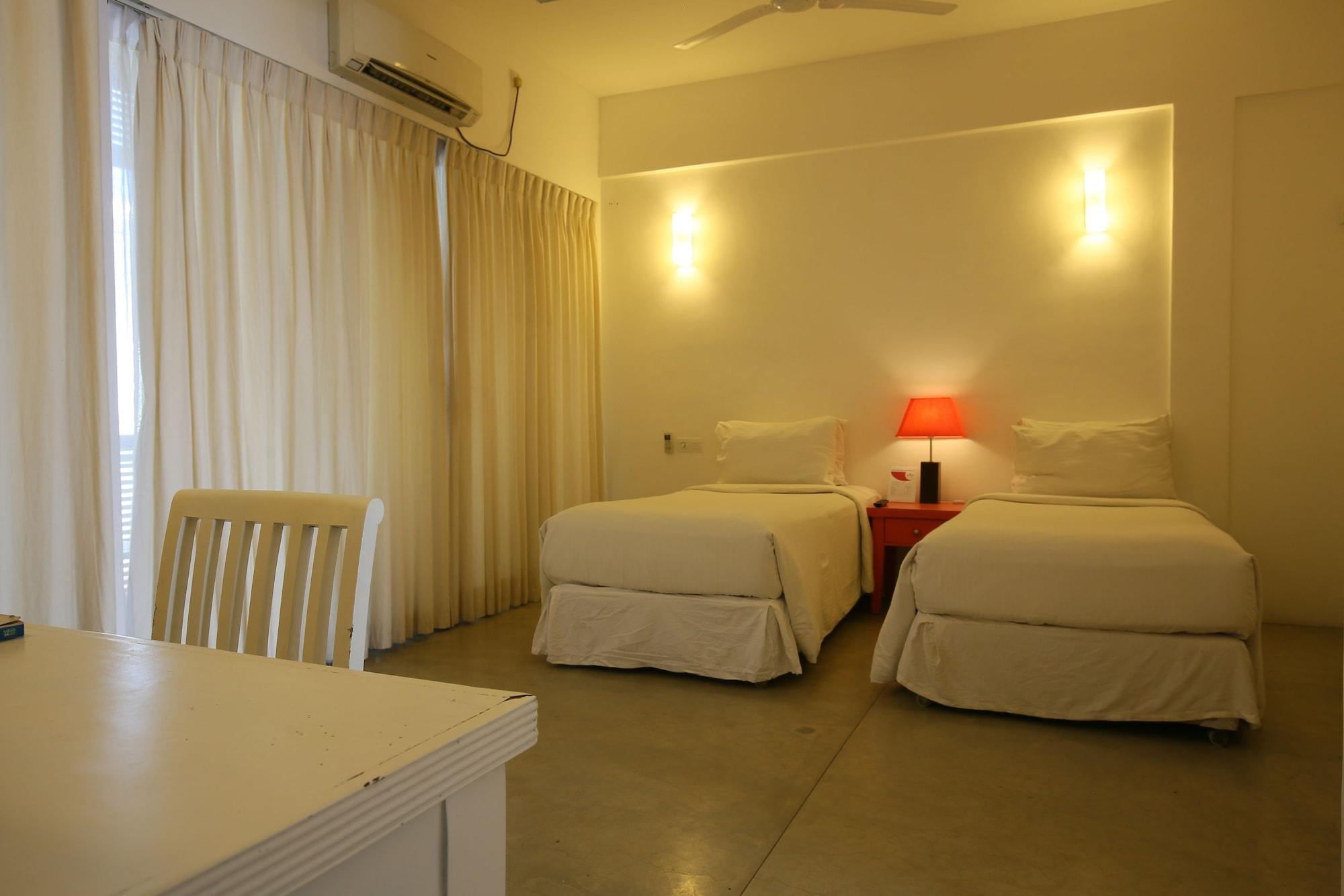 Coral Rock By Bansei Hotel Hikkaduwa Ngoại thất bức ảnh